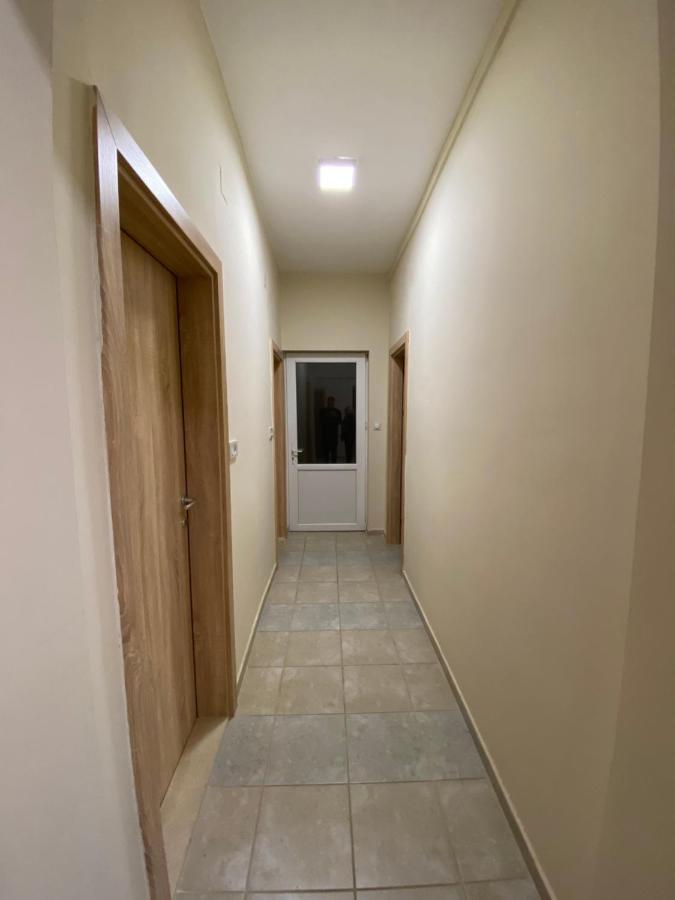 R&K Hostel スコピエ エクステリア 写真