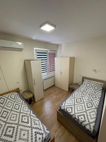 R&K Hostel スコピエ エクステリア 写真